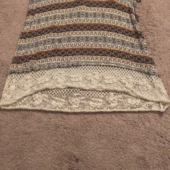 🧺 Xhilaration Cap Sleeved Top Size M 🧺 - Picture 4 of 8